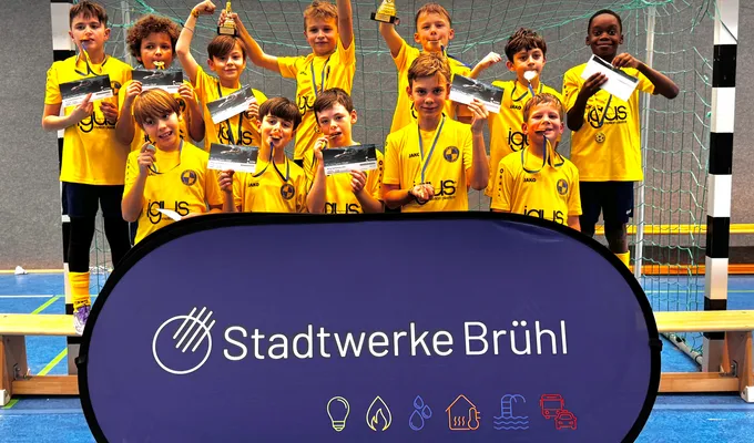 Brühler Hallencup begeistert 280 Ballzauberer