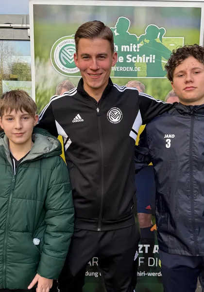 Zwei neue Schiedsrichter