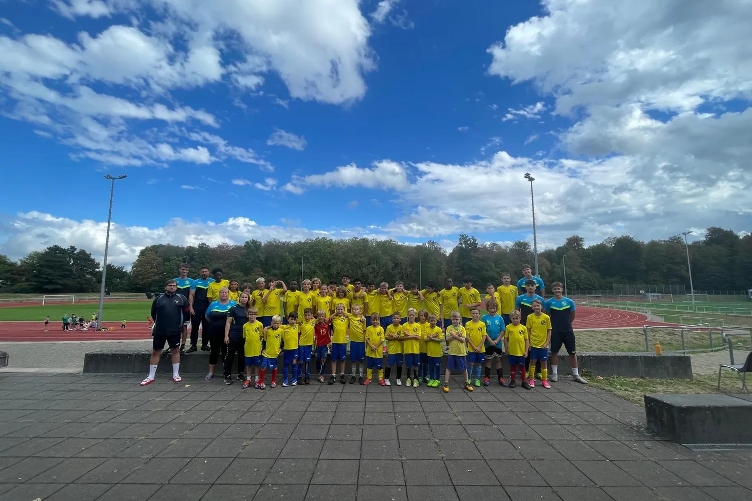 Bericht zum Fußball-Sommerferiencamp des SC Brühl