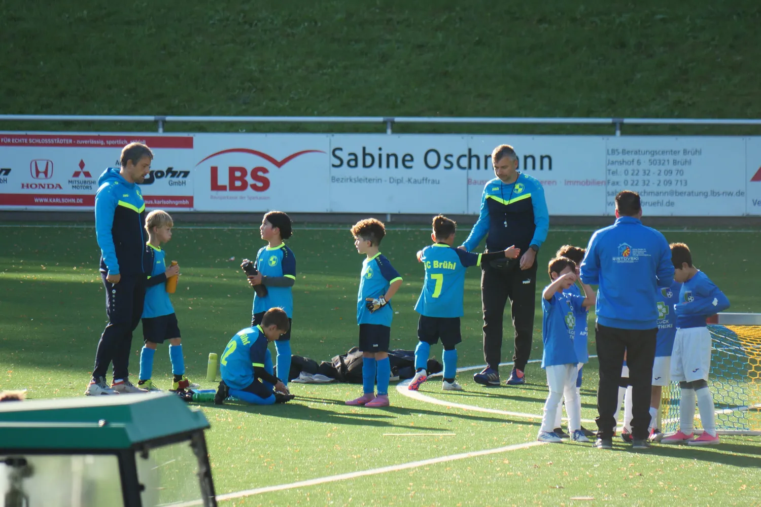 Ein Samstag voller Fußball im Schlossparkstadion Brühl